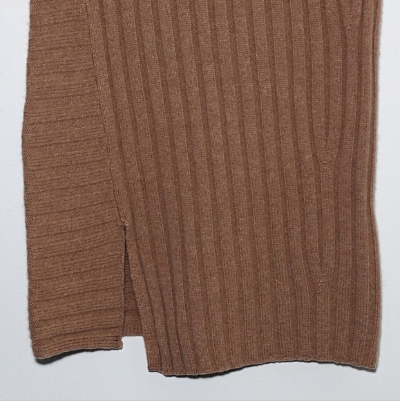Vince Mixed Rib Wool & Cashmere Sleeveless Turtleneck Sweater Pink Size XS - Picture 3 of 11